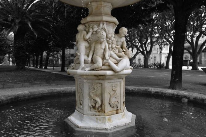 HAURRAK-NIÑOS: foto en Donostia-San Sebastián