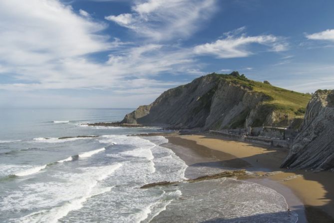 ITZURUN: foto en Zumaia