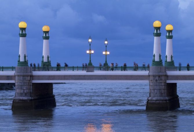 Kursaal 100 años: foto en Donostia-San Sebastián