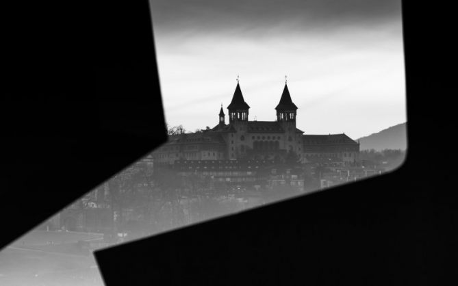 Las dos torres: foto en Donostia-San Sebastián