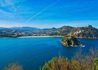 Líneas en la Bahía