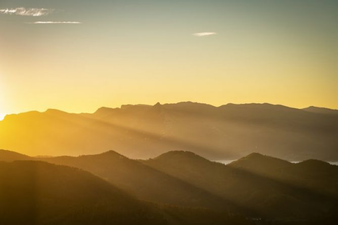 Los primeros rayos de luz: foto en Zumarraga