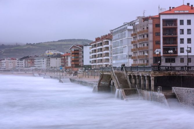 Malecón de Zarautz: foto en Zarautz