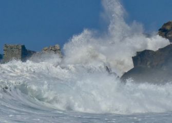 Olas en Mollarri 