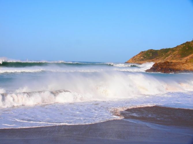 Olas en la playa de Orio: foto en Orio