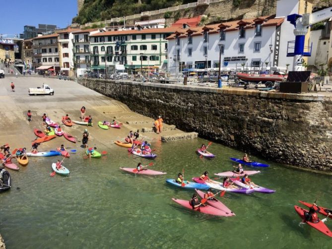 Piraguas en Donosti : foto en Donostia-San Sebastián