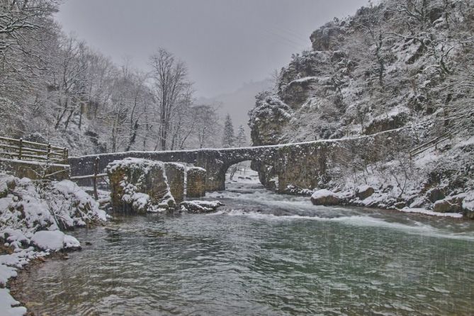 Puente Brujas: foto en Andoain