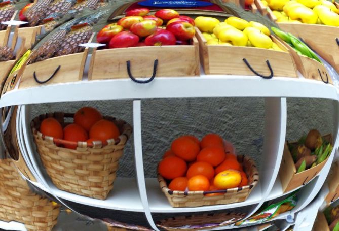 Puesto de frutas: foto en Donostia-San Sebastián