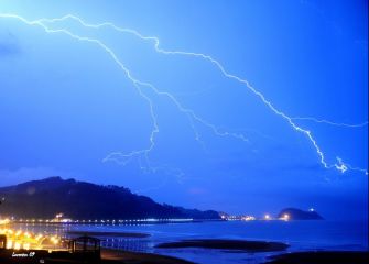 Rayos y truenos en Zarautz 