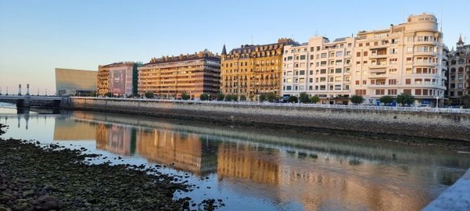 Reflejos: foto en Donostia-San Sebastián