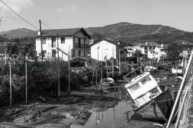 Santaengraziko erreka: foto en Hondarribia