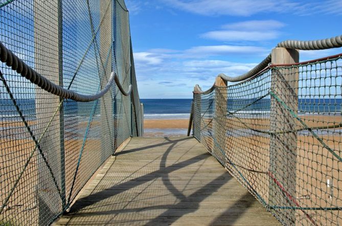 Sobre las dunas: foto en Zarautz