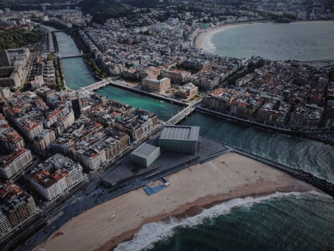 Sobrevolando Donostia: foto en Donostia-San Sebastián