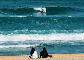 Surfeando en la Zurri.
