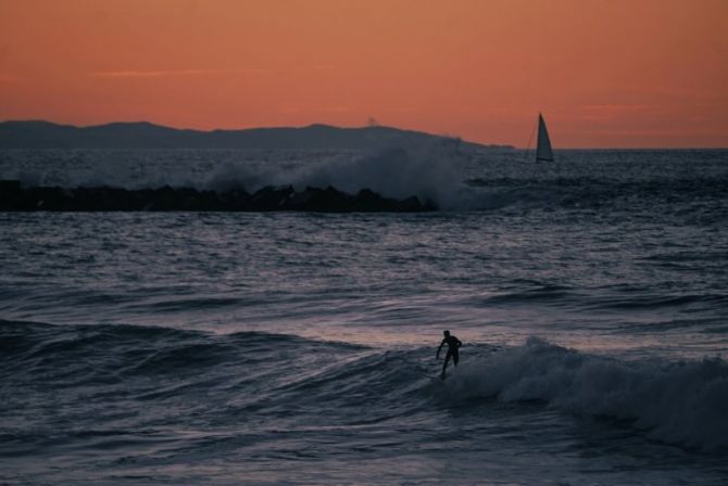 Surfista: foto en Donostia-San Sebastián