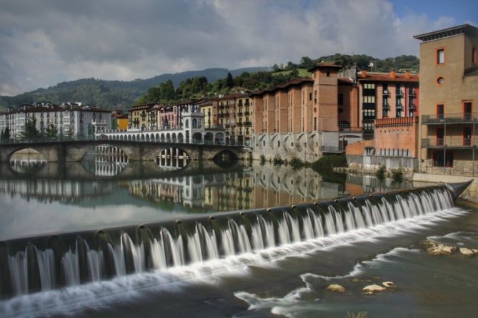 Tolosa y sus reflejos: foto en Tolosa