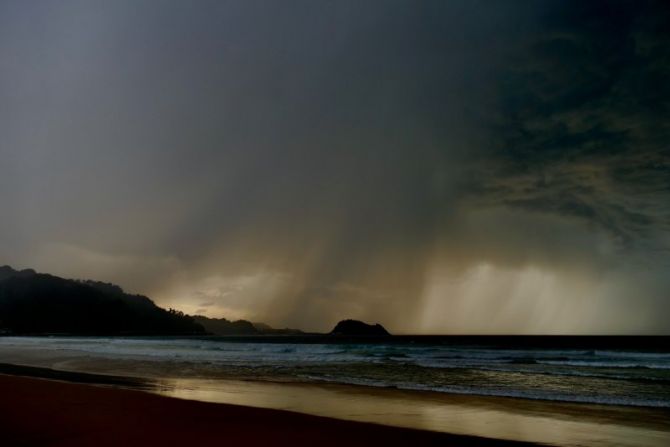 Tormenta en la playa de Zarautz : foto en Zarautz