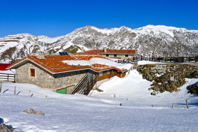 Urbia ta Aizgorri : foto en Oñati