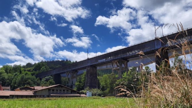 VIADUCTO DE ORMAIZTEGI.: foto en Ormaiztegi