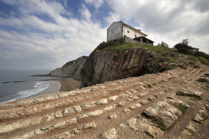 Zumaiako San telmo ermita.: foto en Zumaia