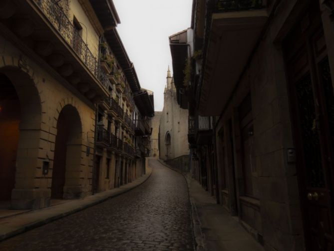 KALE NAGUSIA: foto en Hondarribia