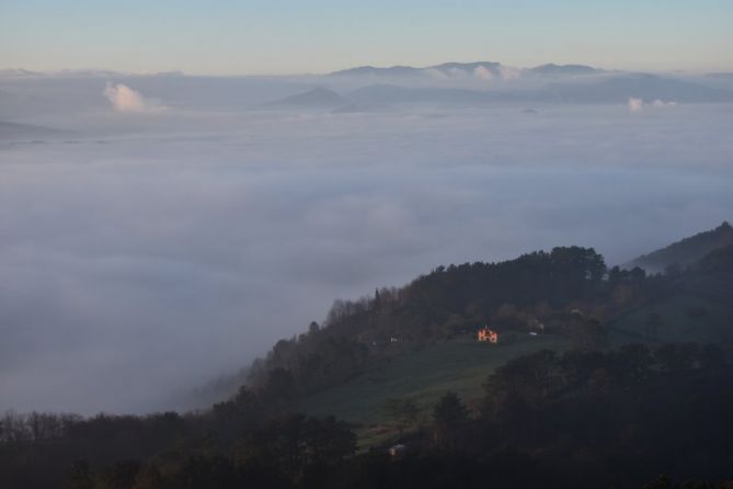 LAINOA - NIEBLA: foto en Pasaia