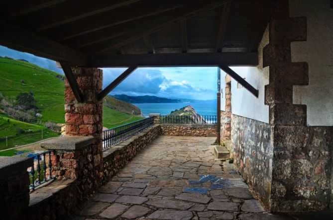 PORTICO: foto en Zumaia