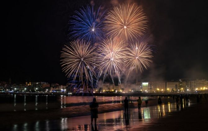 Su artifizialak: foto en Donostia-San Sebastián