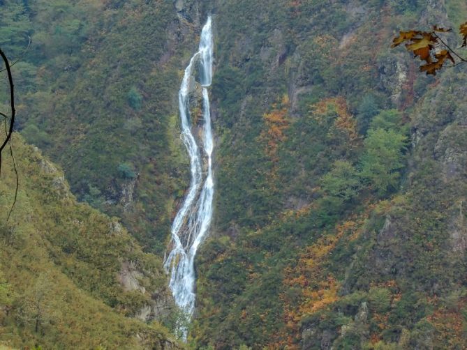 Cascada De Irun: foto en Irun