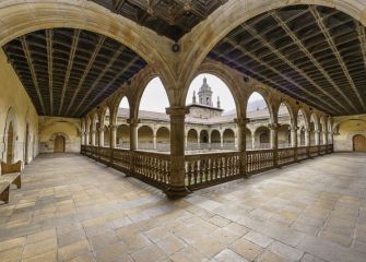 Claustro de la  Universidad de Oñati,