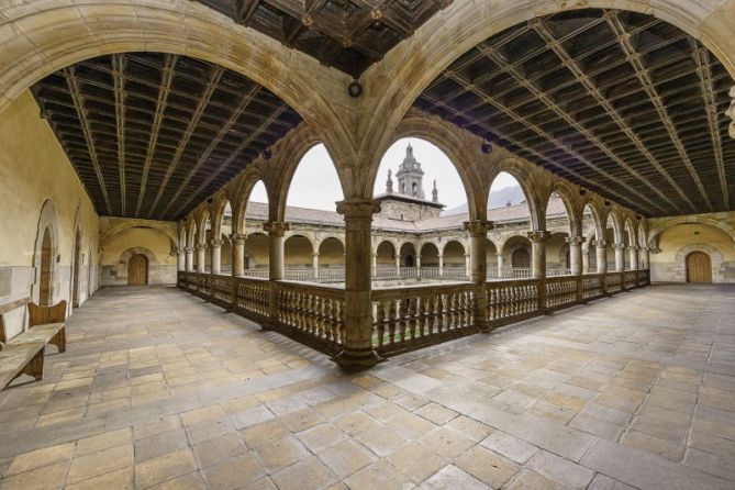 Claustro de la  Universidad de Oñati,: foto en Oñati