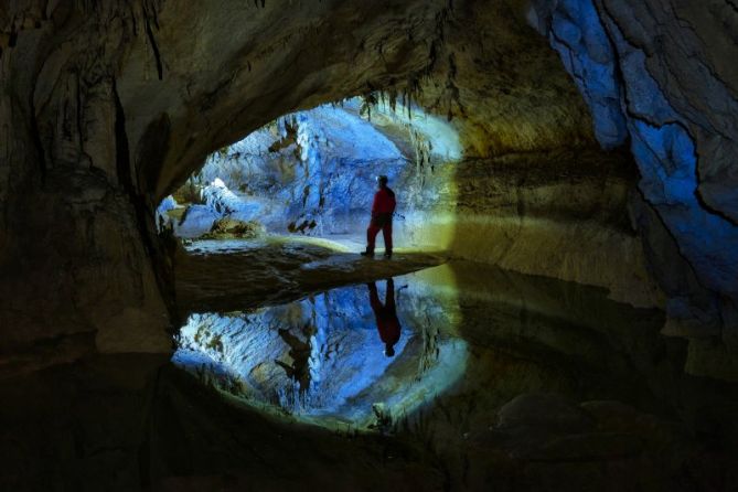 Color en la Cueva: foto en Ataun