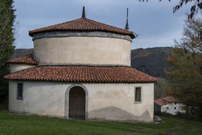 Ermita de San Isidro Erdoizta: foto en Errezil