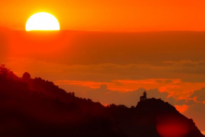 Faro de Día : foto en Getaria