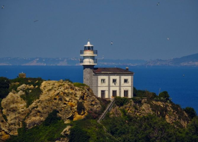 FARO DE GETARIA: foto en Getaria