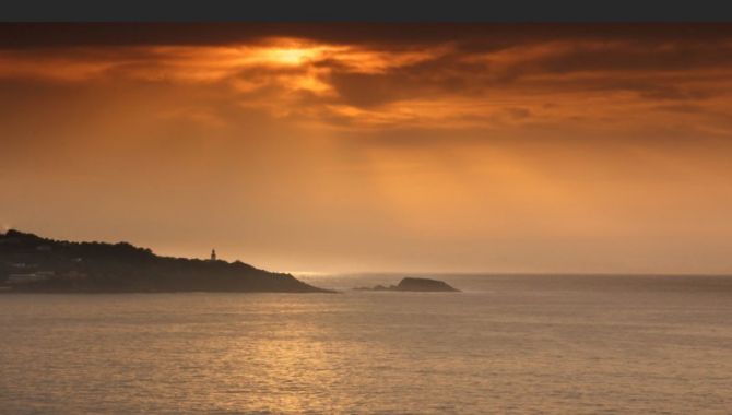 faro de higuer: foto en Hondarribia