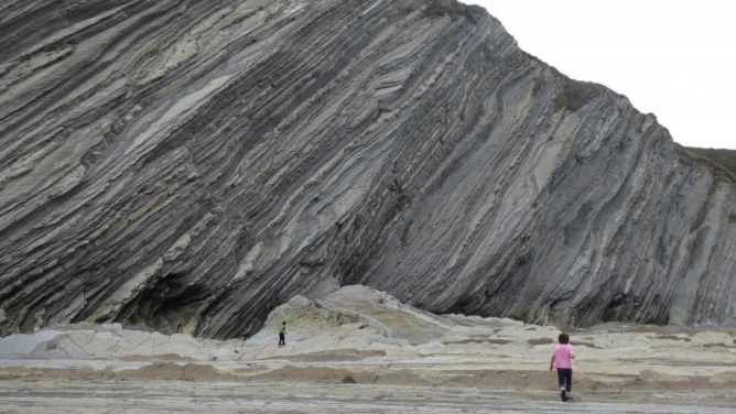 harriaren liburua: foto en Zumaia