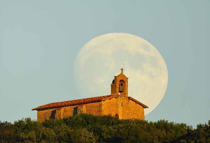 ilargia: foto en Zestoa