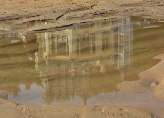 ISLA HONDARTZAN - REFLEJO EN LA PLAYA