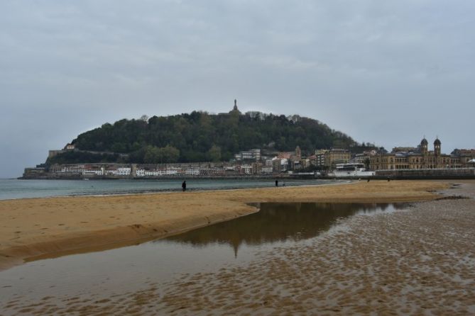 ISLA - REFLEJO: foto en Donostia-San Sebastián