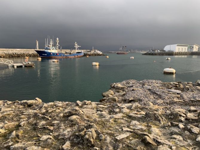 Pasado y presente del mar: foto en Hondarribia