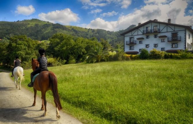 DE PASEO: foto en Zestoa