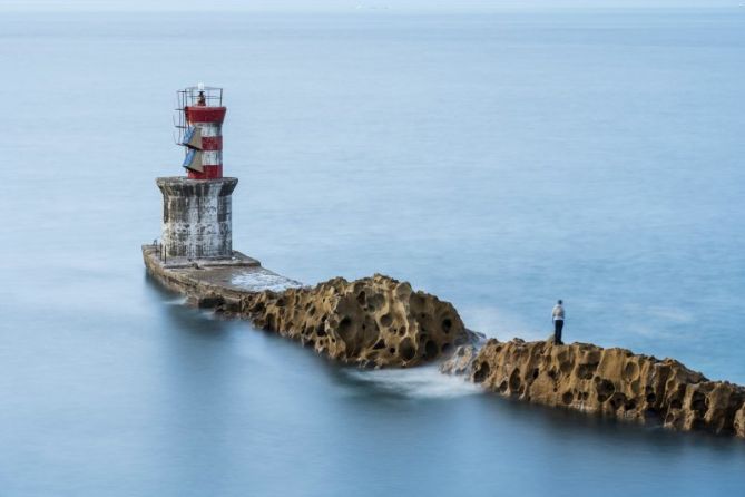 Pescando: foto en Pasaia