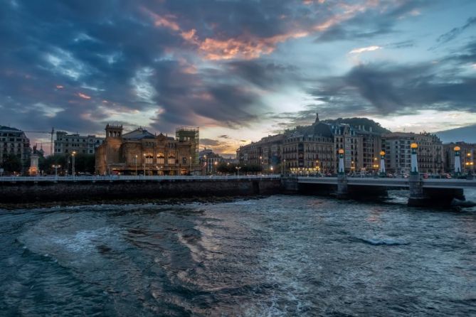 El Urumea al atardecer: foto en Donostia-San Sebastián