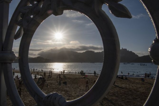 Atardecer desde La Concha.: foto en Donostia-San Sebastián