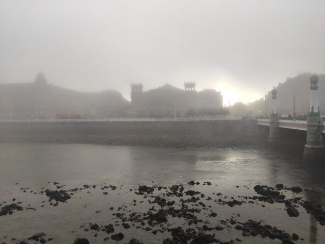 La ciudad se esconde: foto en Donostia-San Sebastián