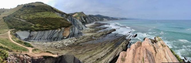 Famoso Flys de zumaia: foto en Zumaia