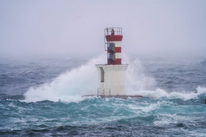 EL FARO: foto en Pasaia