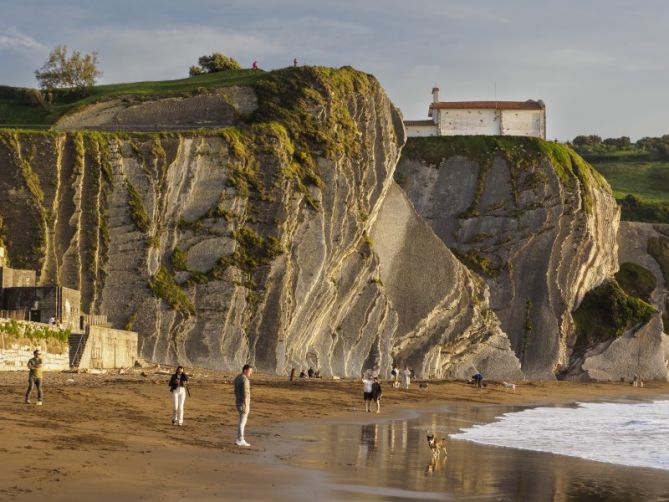 HISTORIA: foto en Zumaia