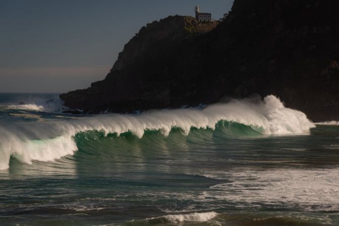 Neguko olatuak: foto en Getaria